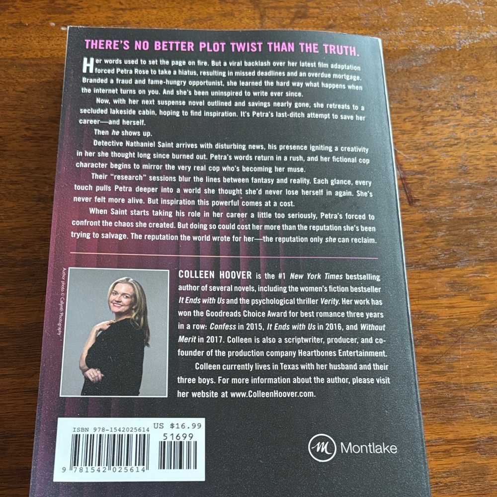 Best Selling Author Coleen Hoover Newest Novel “Woman Down” 2026 First Edition - Picture 2 of 3